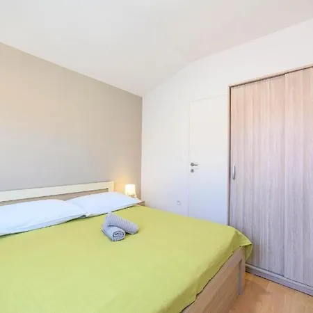 Lejlighed With Parking Space Raslina, Krka - 24304 *