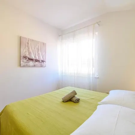 Lejlighed With Parking Space Raslina, Krka - 24304 *