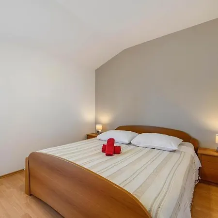 With Parking Space Raslina, Krka - 24304 Zaton (Sibenik-Knin)