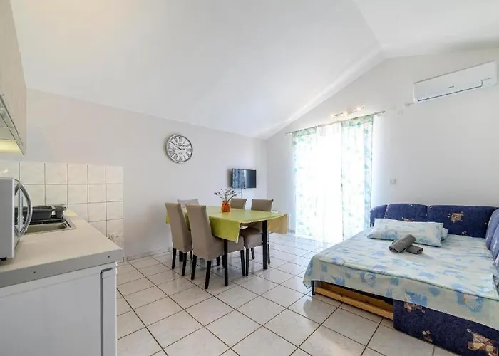 아파트 With Parking Space Raslina, Krka - 24304 Zaton (Sibenik-Knin)